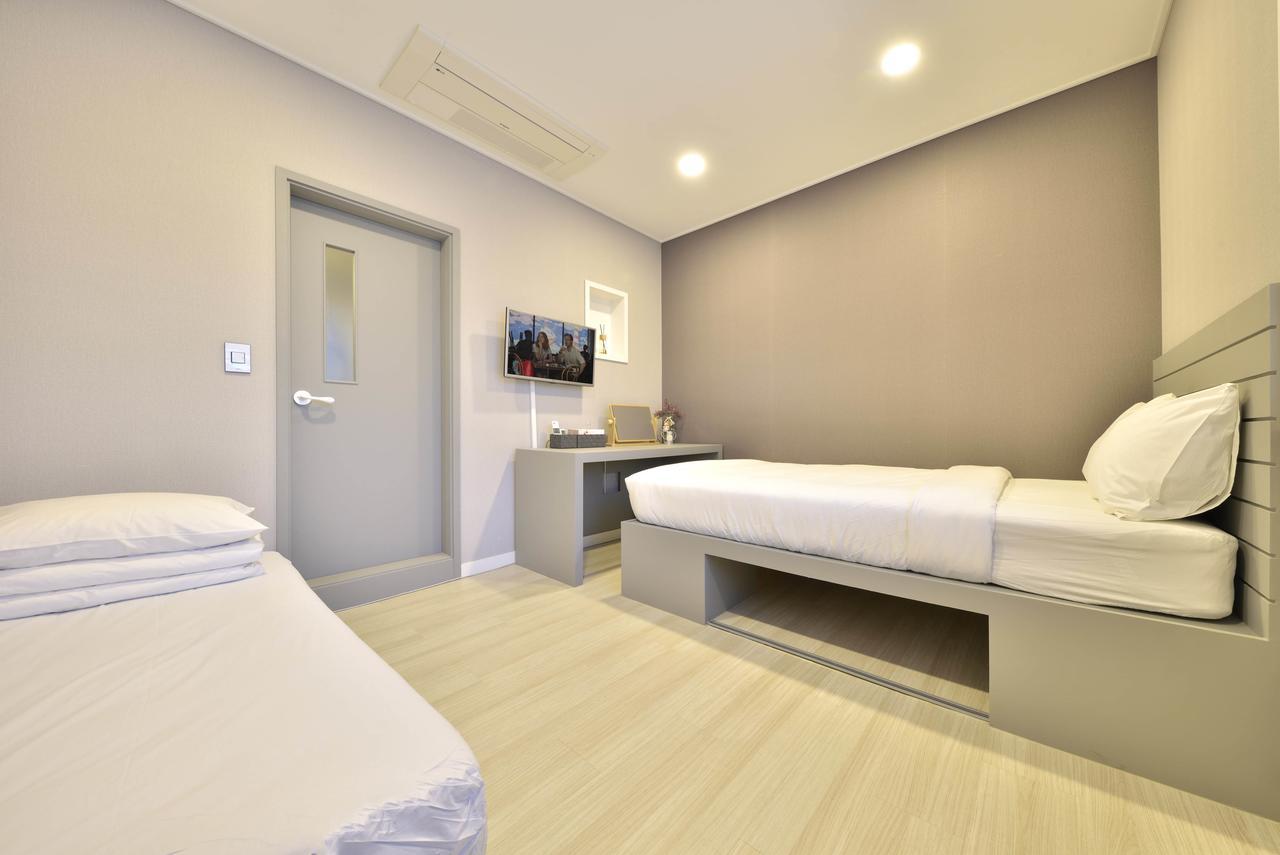 With U Hotel & Guesthouse Sokcho Luaran gambar
